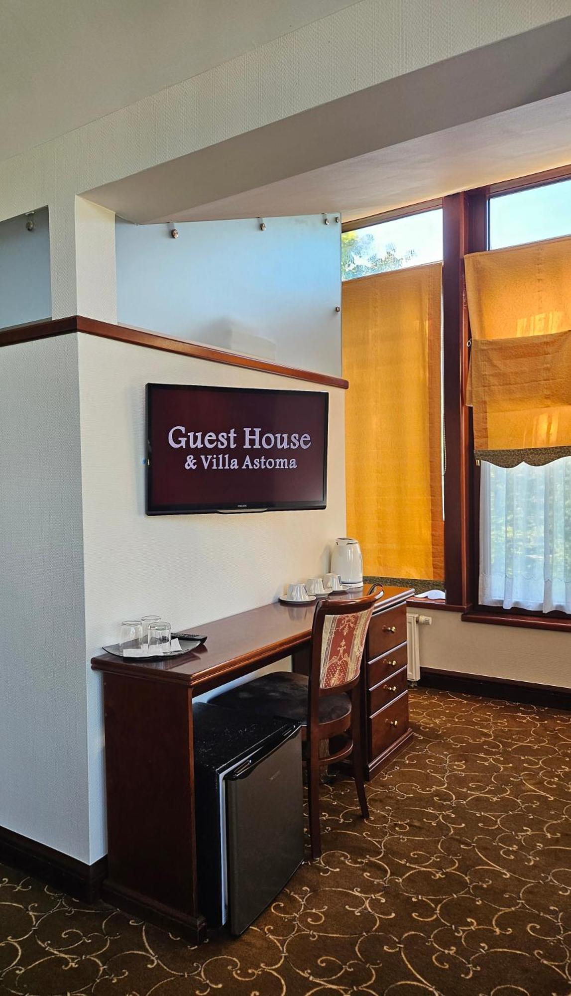 Guest House & Villa Astoma Palanga Ngoại thất bức ảnh