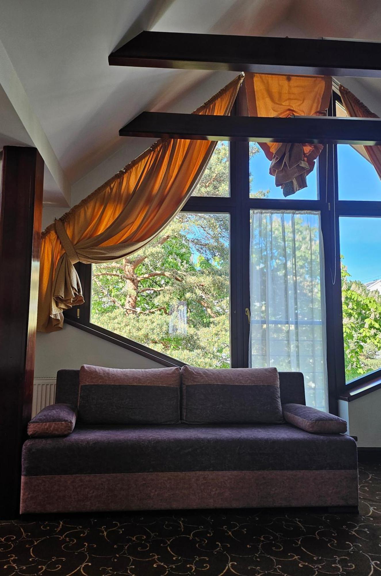 Guest House & Villa Astoma Palanga Ngoại thất bức ảnh