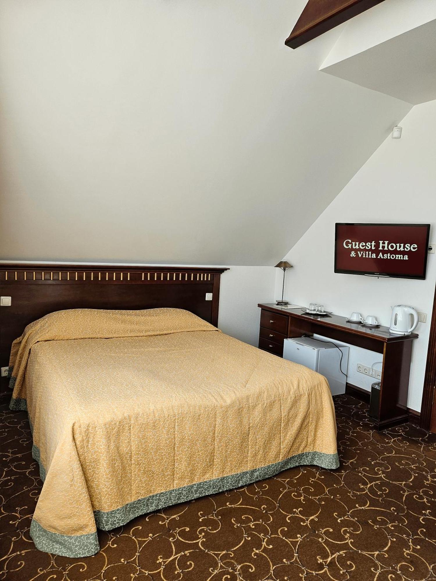 Guest House & Villa Astoma Palanga Ngoại thất bức ảnh